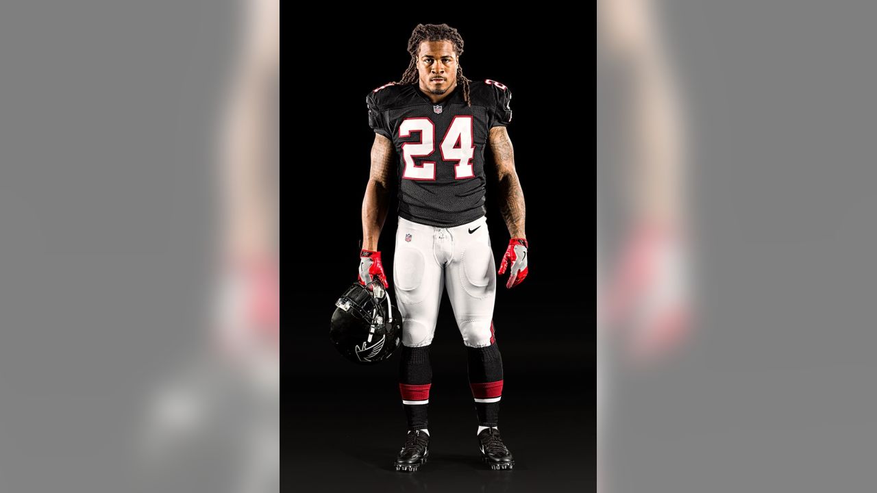 Falcons to Bring Back '66 Throwback Uniforms