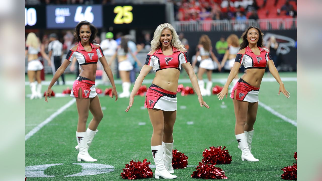 Kansas City Chiefs Cheerleaders Photos from Preseason Week 3