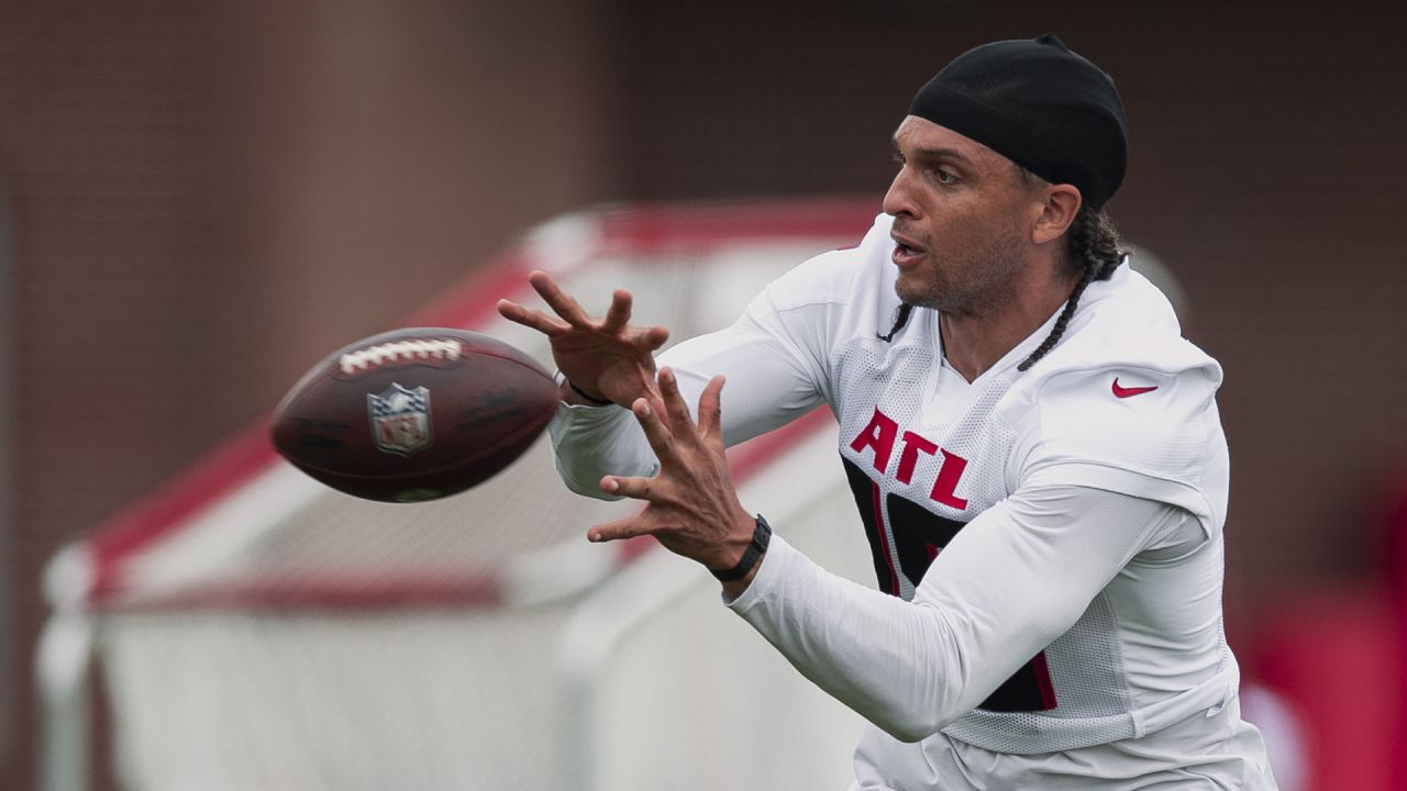 2023 Atlanta Falcons: Receiver Mack Hollins supports team's positionless  football approach