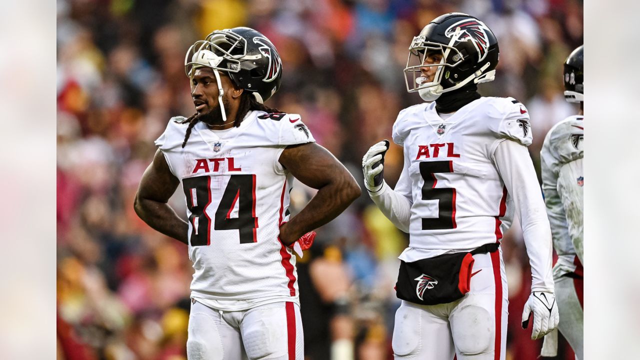 Atlanta Falcons - The suits up in Washington