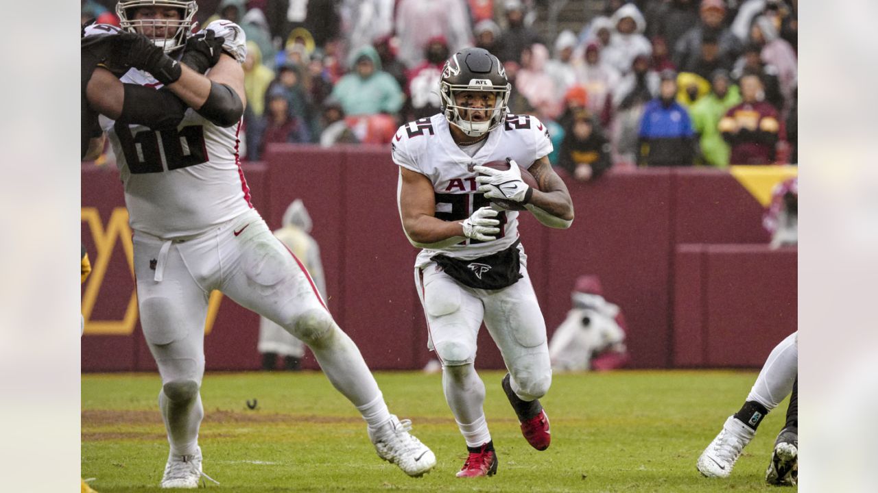 Washington Commanders safety Darrick Forrest (22) is introduced before an  NFL football game against the Atlanta Falcons Sunday, Nov. 27, 2022, in  Landover, Md. (AP Photo/Alex Brandon Stock Photo - Alamy