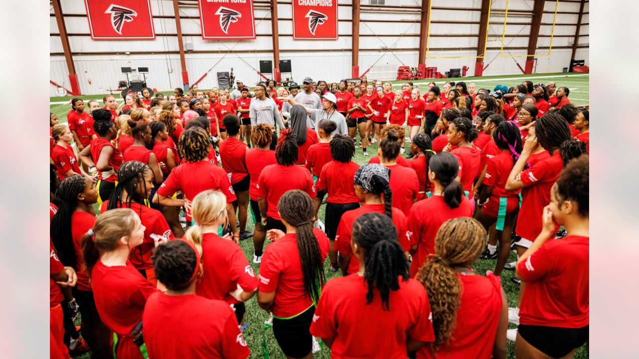 NFL FLAG on X: The @AtlantaFalcons Girls Flag Football Coaching Clinic  starts TOMORROW❗️ Speaker lineup includes @wflagfootball head coach  @lizsowers3 