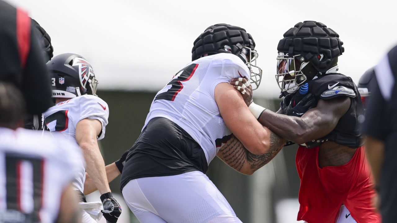 Atlanta Falcons safety Dean Marlowe (21) lines up during the second half of  an NFL football game against the Carolina Panthers, Sunday, Oct. 30, 2022,  in Atlanta. The Atlanta Falcons won 37-34. (