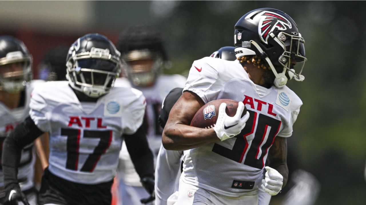 Falcons add receiver to 2022 preseason roster, release another