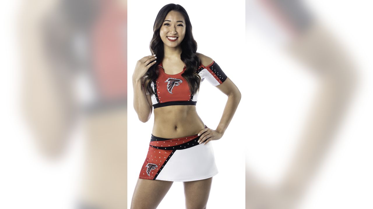 2019 Atlanta Falcons Cheerleader headshots