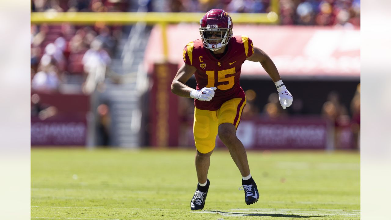 USC Trojans - FIRST LOOK: Drake London in an Atlanta Falcons uniform!  #USCtotheNFL