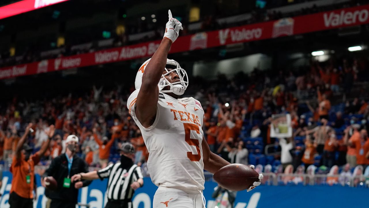 2023 NFL draft: Falcons pick Texas RB Bijan Robinson in 1st round