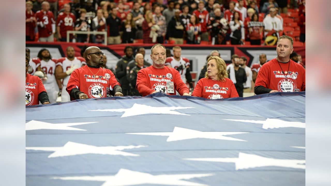 Throw back to our annual #SaluteToService game in 2018 💚. These