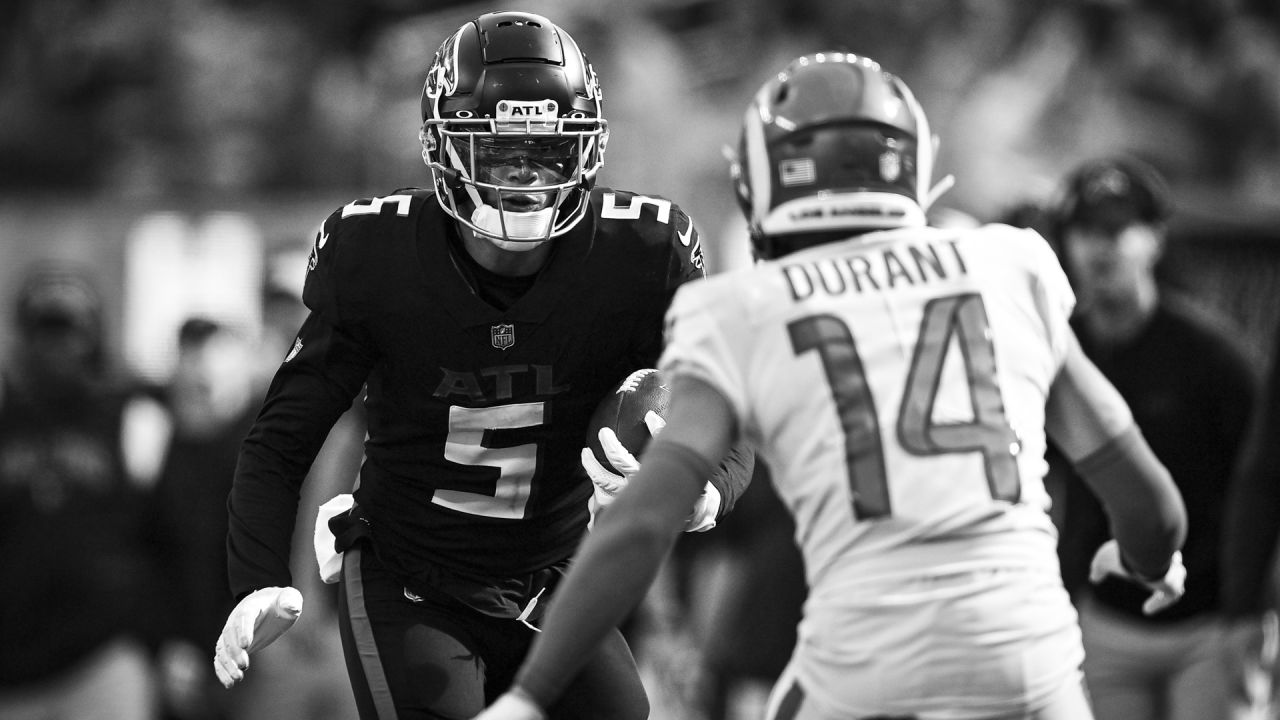 Atlanta Falcons defensive tackle Timmy Horne (93) and wide receiver Drake  London (5) walk off the field after an NFL football game against the  Cleveland Browns, Sunday, Oct. 2, 2022, in Atlanta.