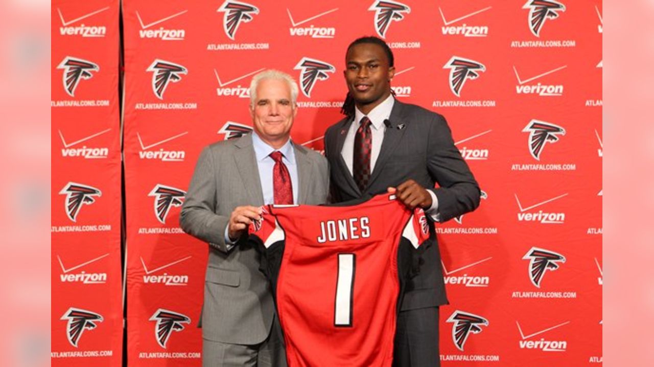 Atlanta Falcons - Julio Jones Introductory Press Conference // 4/29/11 //  Flowery Branch, Ga. — PHOTO: Jimmy Cribb, AtlantaFalcons.com