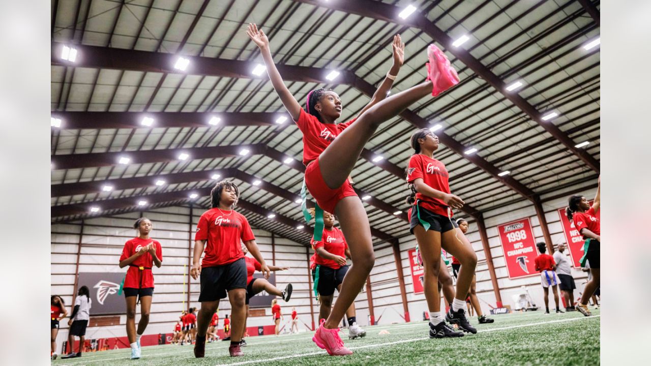 NFL FLAG on X: The @AtlantaFalcons Girls Flag Football Coaching Clinic  starts TOMORROW❗️ Speaker lineup includes @wflagfootball head coach  @lizsowers3 