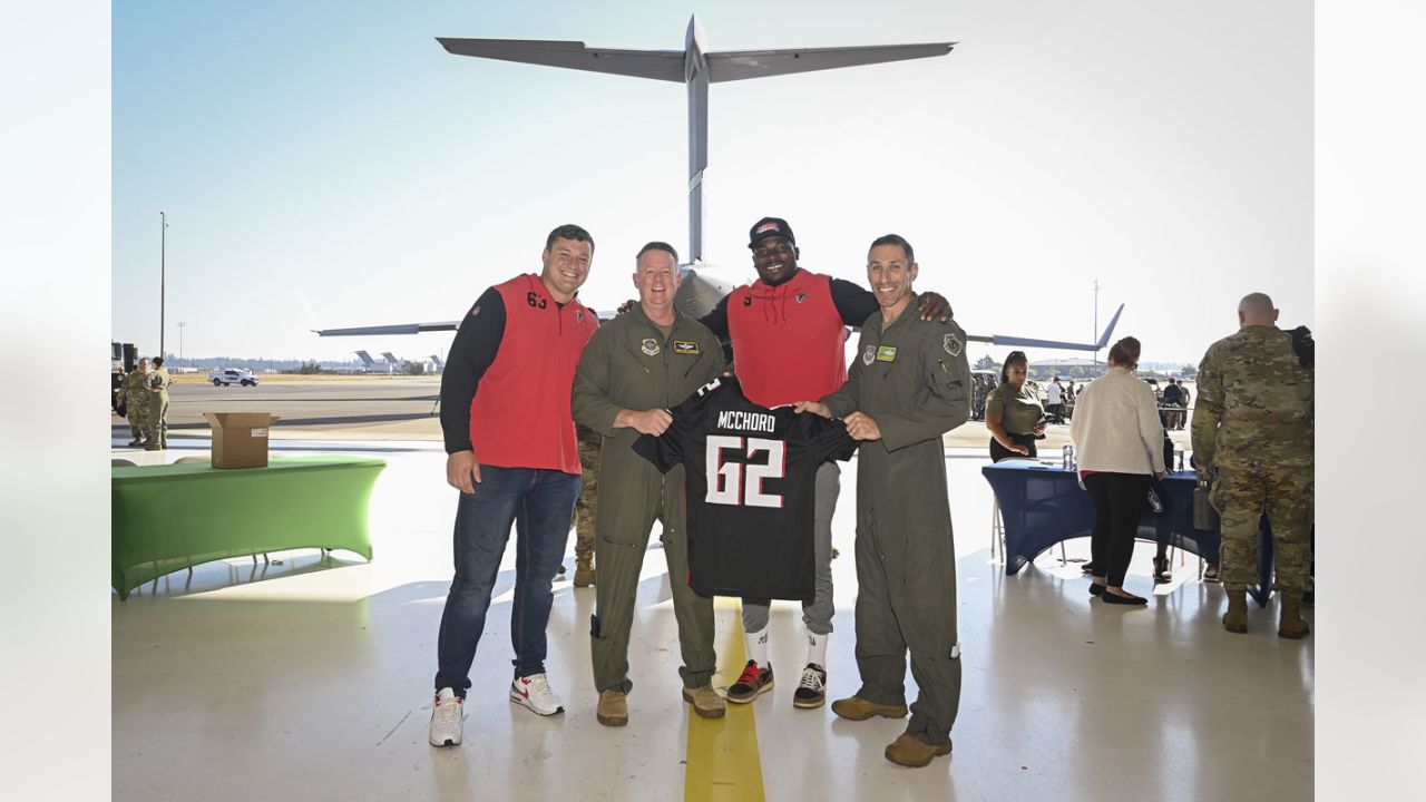 Walter Payton NFL Man of the Year nominee Chris Lindstrom surprises Best  Buddy with Super Bowl tickets