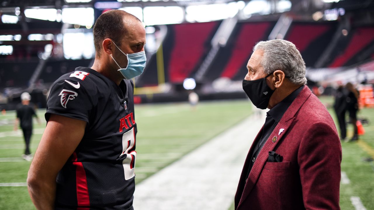 Ex-Falcons QB Matt Schaub easing into retirement