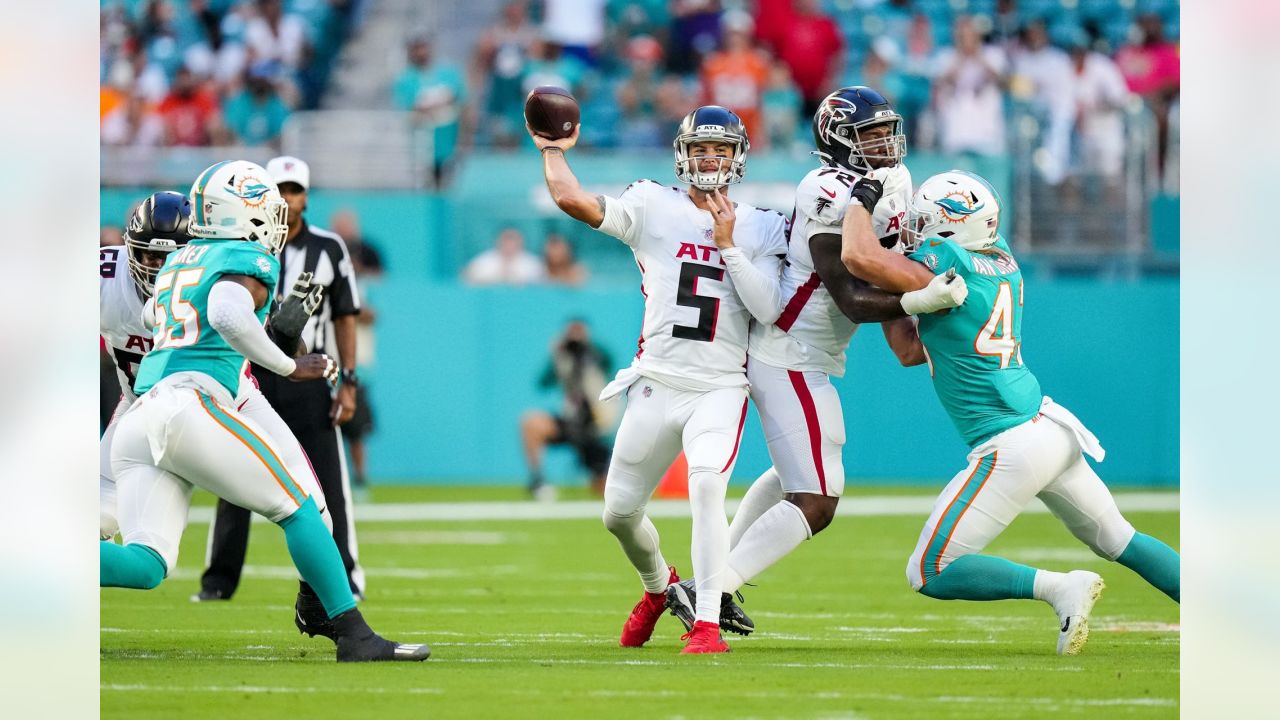 Houston Texans quarterback AJ McCarron (2) during pre-game