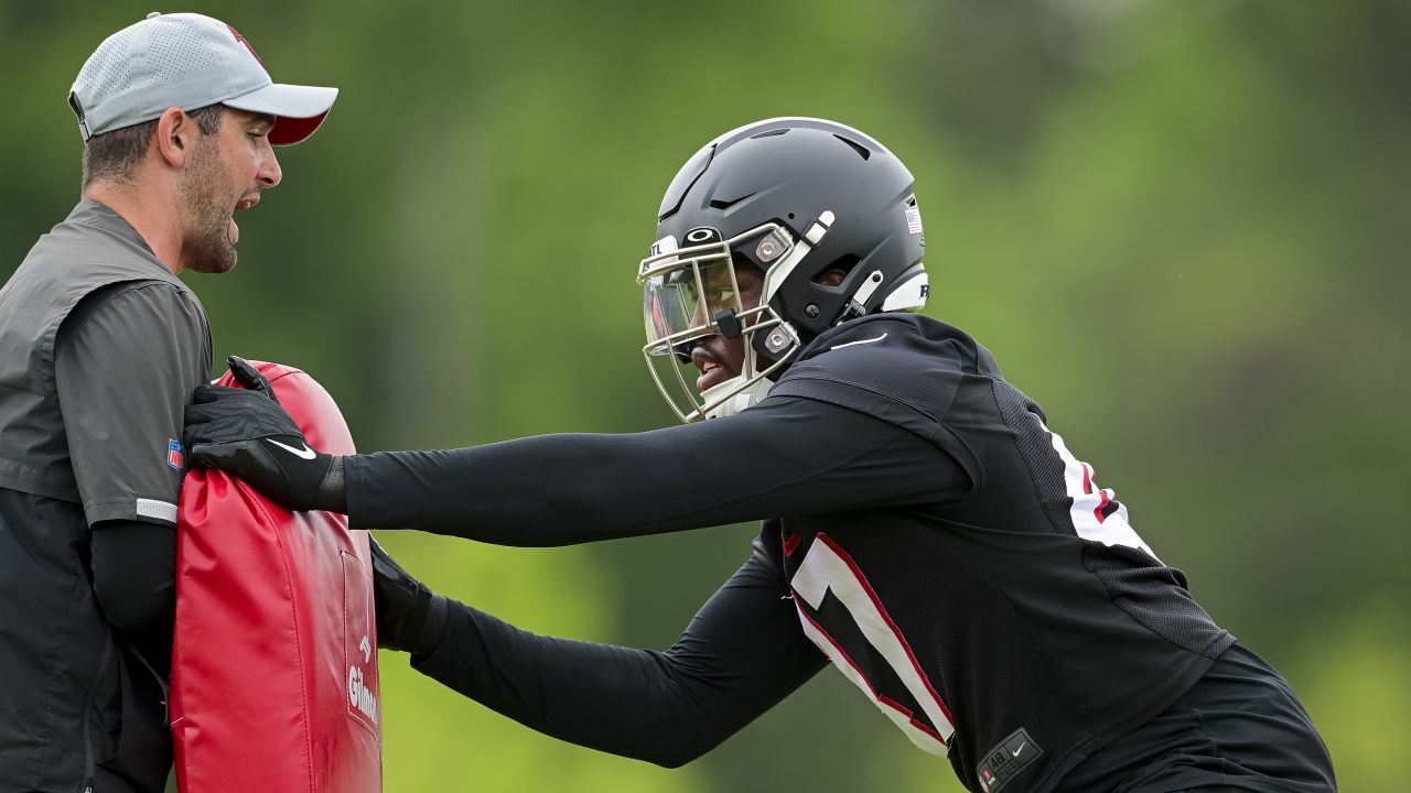 Falcons Tyler Allgeier holds NFL ProCamp at Ft. Gordon in images