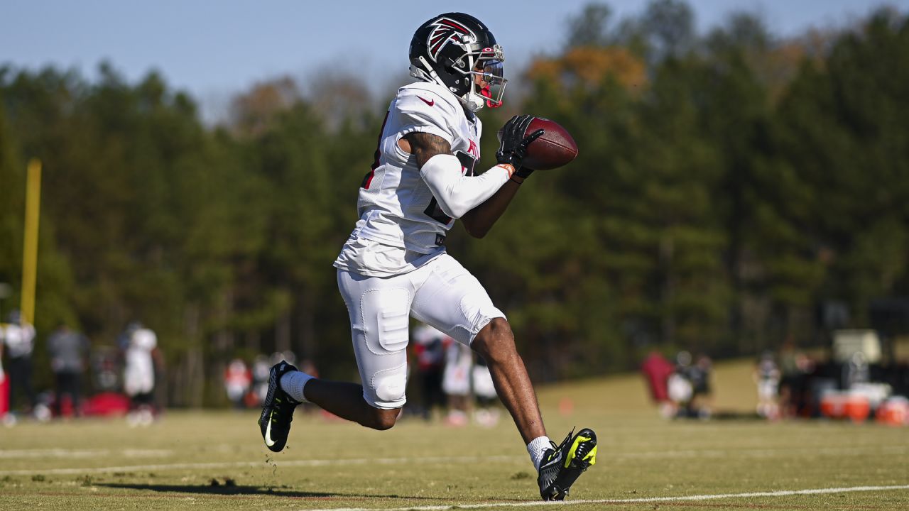 Injury Report: Arnold Ebiketie among four Falcons designated as  questionable vs. Washington Commanders in Week 12