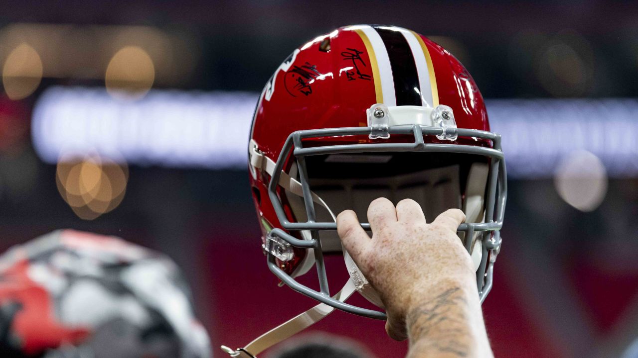 Falcons red helmets will eventually return while black end zones will  remain at Mercedes-Benz Stadium - The Falcoholic