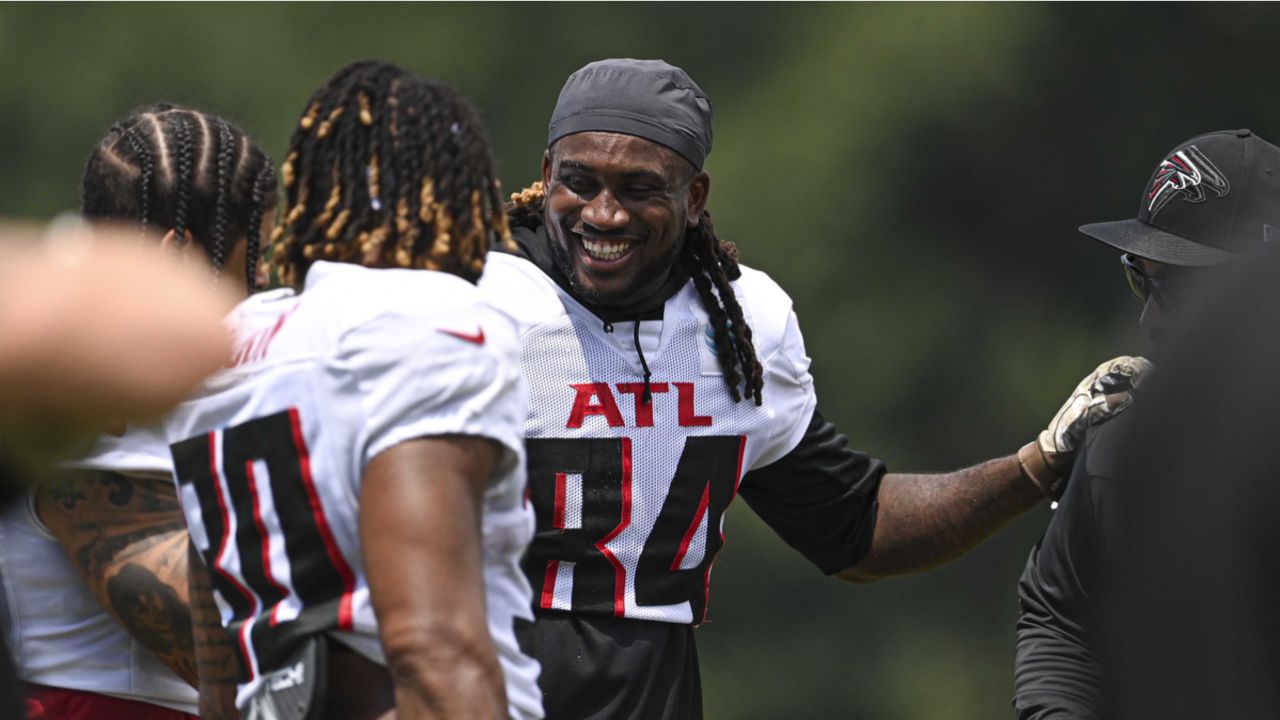 Falcons add receiver to 2022 preseason roster, release another