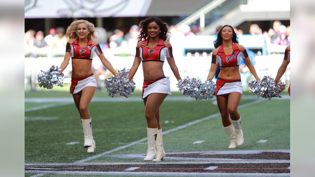 Atlanta Falcons Cheerleaders Gameday – Atlanta Falcons vs