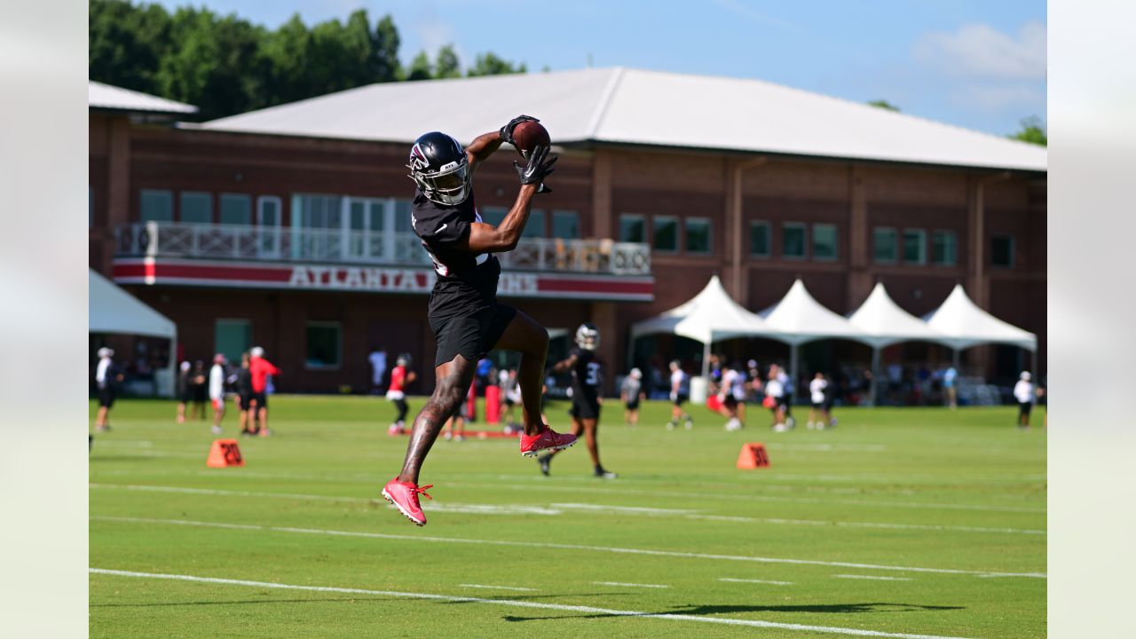 Camp Report: First day of 2022 training camp commences for Falcons