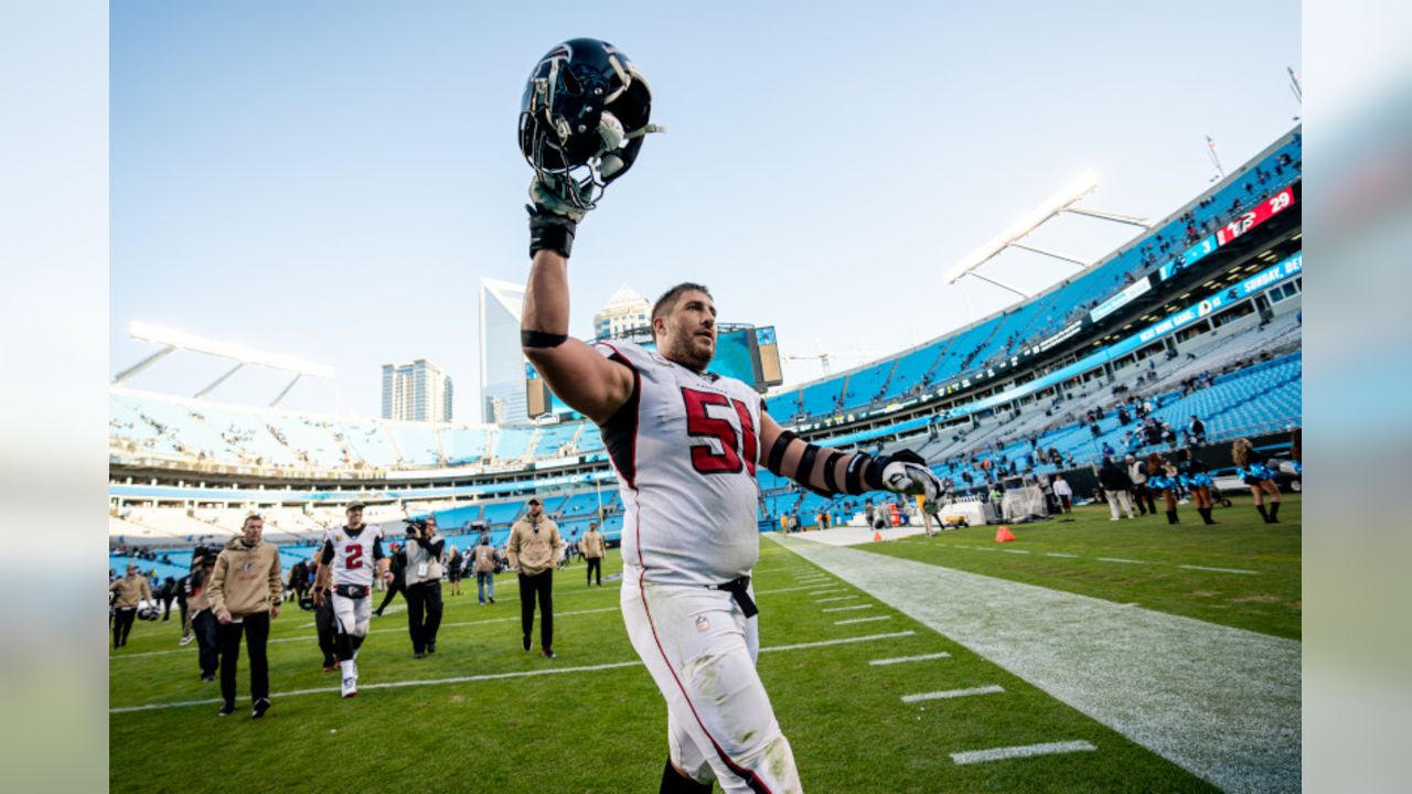 Alex Mack, former Falcons center, retiring after 13 NFL seasons