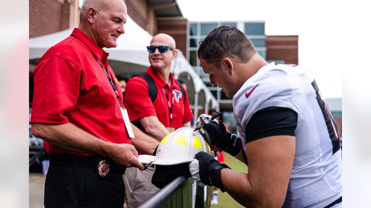 Inspired by his sister, Chris Lindstrom continues work with Best Buddies  Georgia -- My Cause, My Cleats