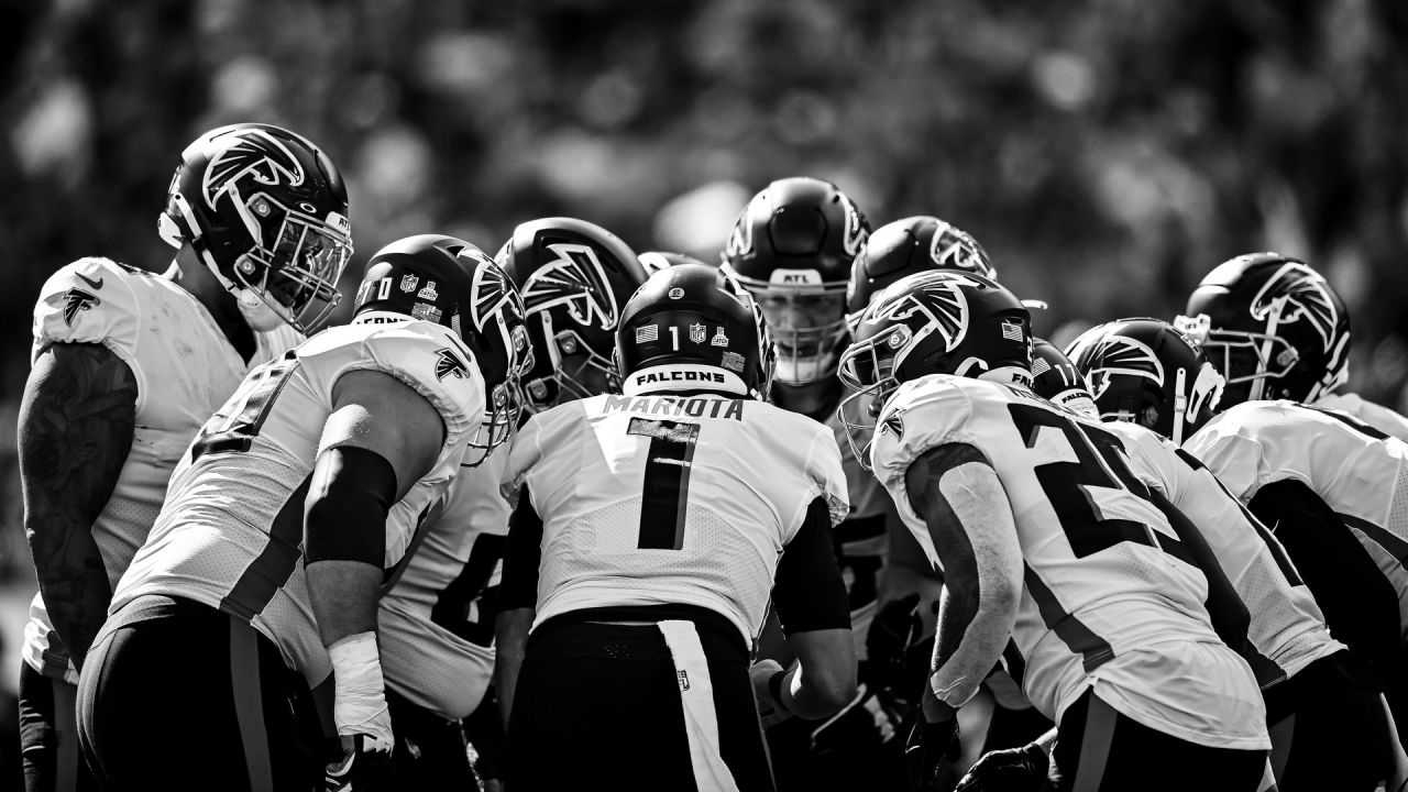 CINCINNATI, OH - OCTOBER 23: Atlanta Falcons quarterback Marcus Mariota (1)  looks into the stands