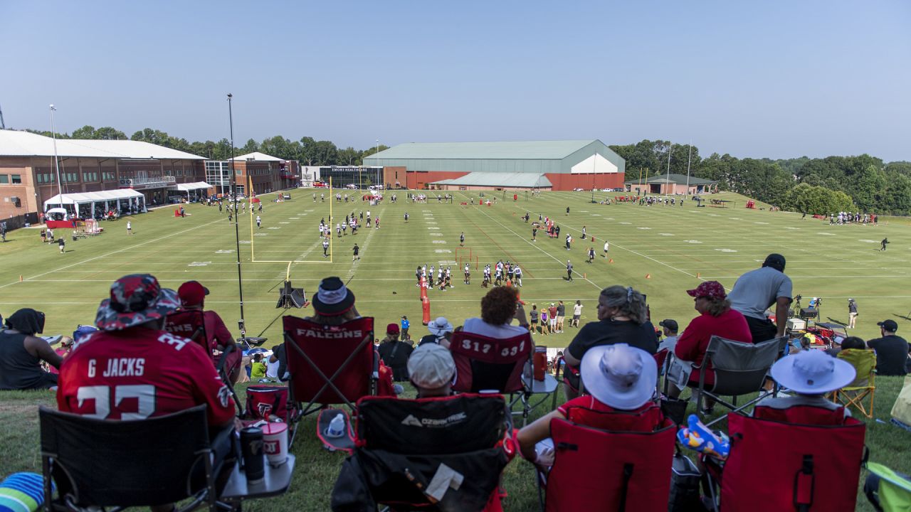 Falcons rookie Matthew Bergeron replaces Matt Hennessy at LG