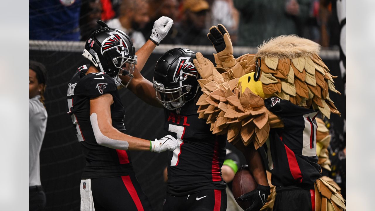 Falcons' Bijan Robinson and Tyler Allgeier after defeating the Panthers,  24-10, Postgame Interview