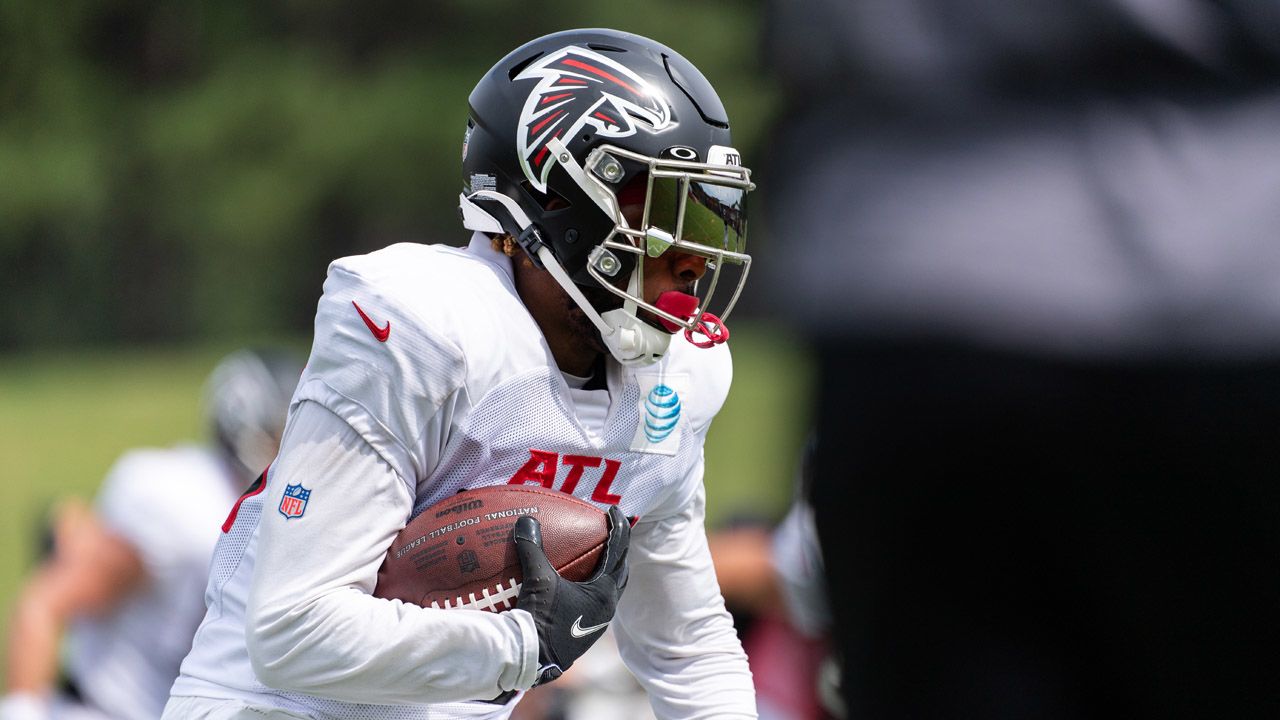 Bair Mail: On Russell Gage impact with Calvin Ridley out, Matt Ryan, Dean  Pees pressures and offensive line construction