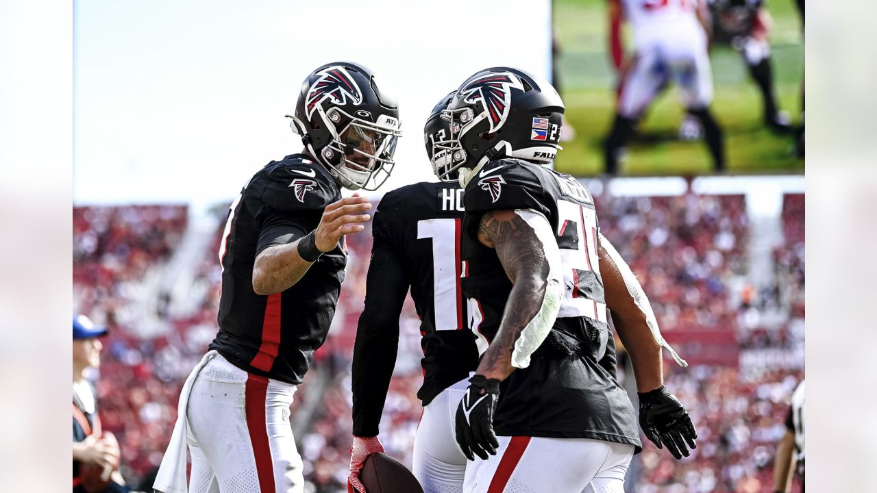 Pro Football Focus: Atlanta Falcons have 6th best offensive line headed  into 2017 season - The Falcoholic