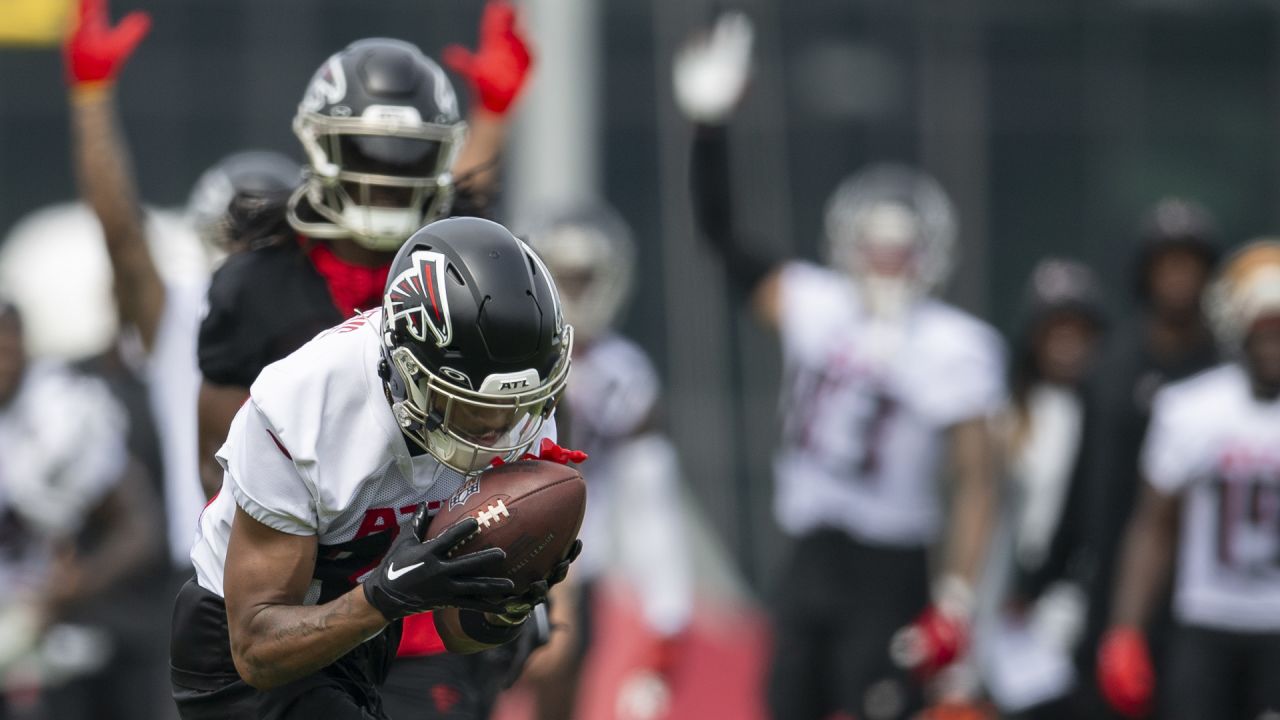 Atlanta Falcons Training Camp: Recapping Desmond Ridder's First Day in Pads  - Sports Illustrated Atlanta Falcons News, Analysis and More