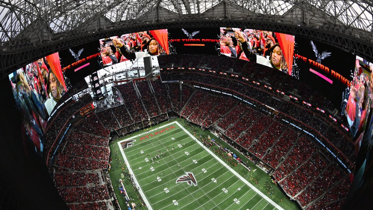 A Bird's-Eye View Of Mercedes-Benz Stadium, Atlanta's Epic NFL Wonderplex