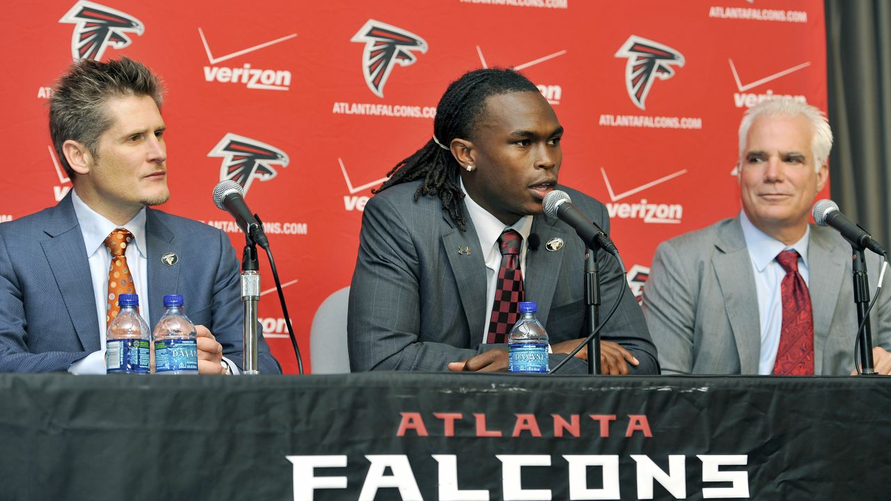 Report: Colts Were Among the Trade Suitors Interested in Falcons WR Julio  Jones Ahead of the NFL Draft - Stampede Blue