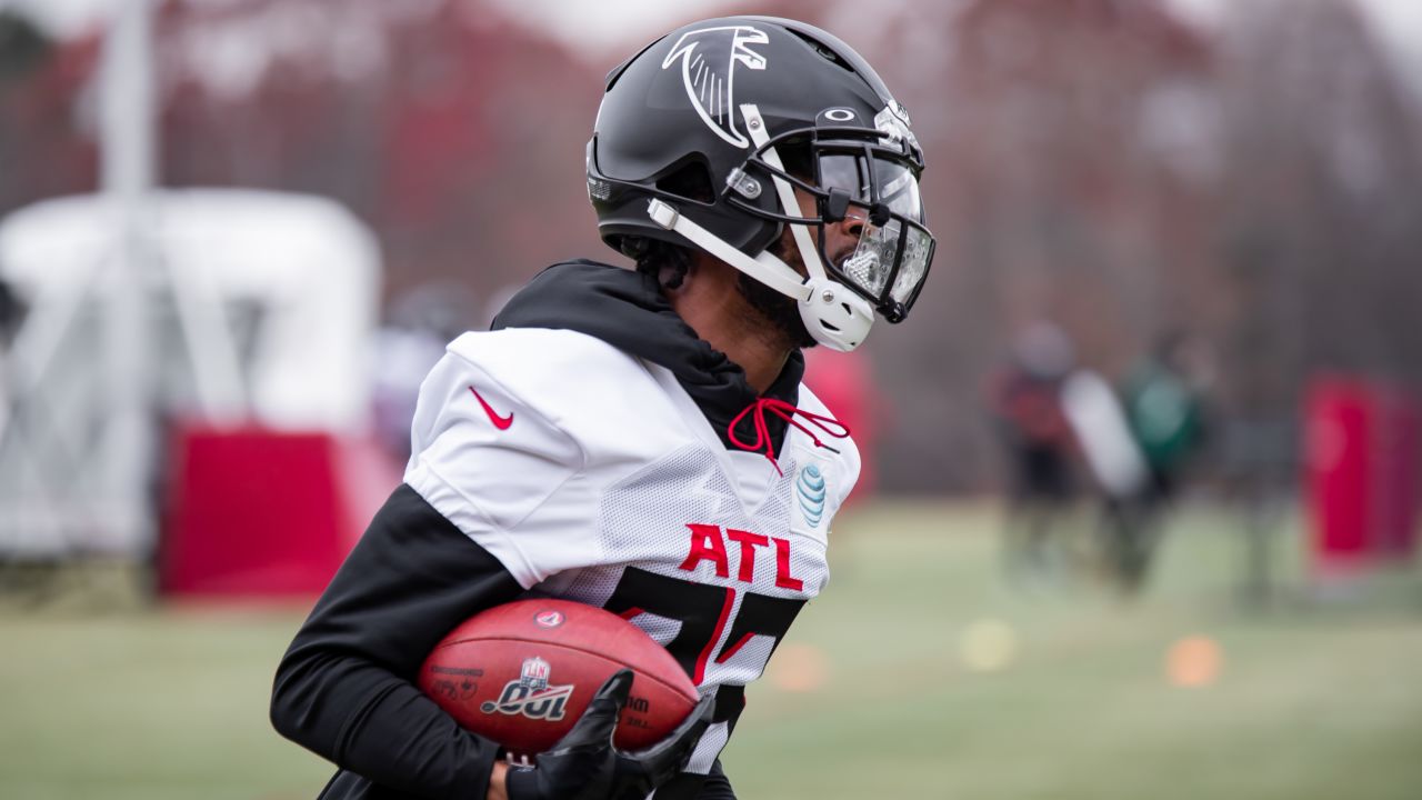 Atlanta Falcons cornerback Blidi Wreh-Wilson (33) in action during