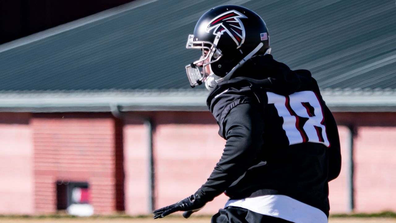 Falcons flex Delrick Abrams Jr. to active roster for Bucs game