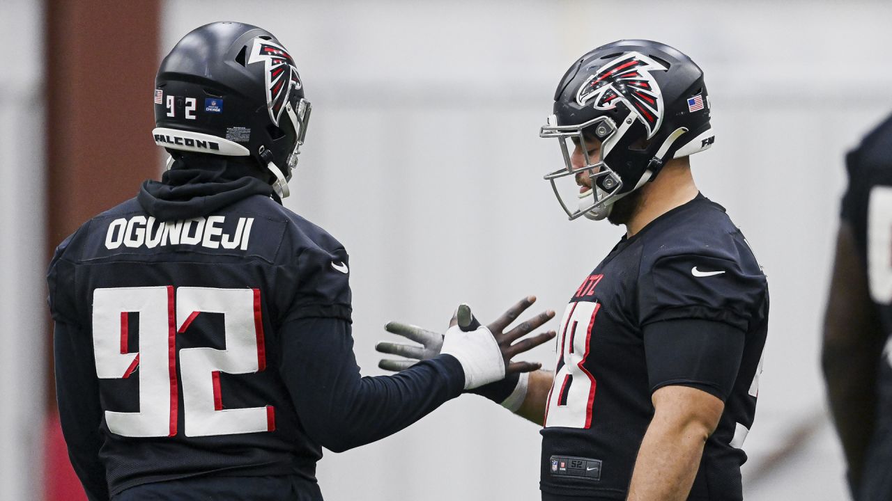 Atlanta Falcons defensive tackle Abdullah Anderson (98) watches a