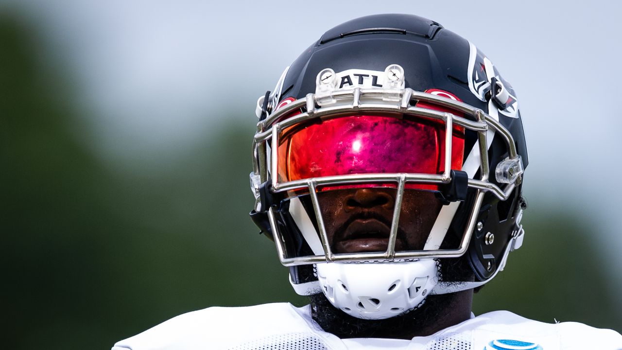 Teez Tabor is mic'd up in Mercedes-Benz Stadium, AT&T Training Camp