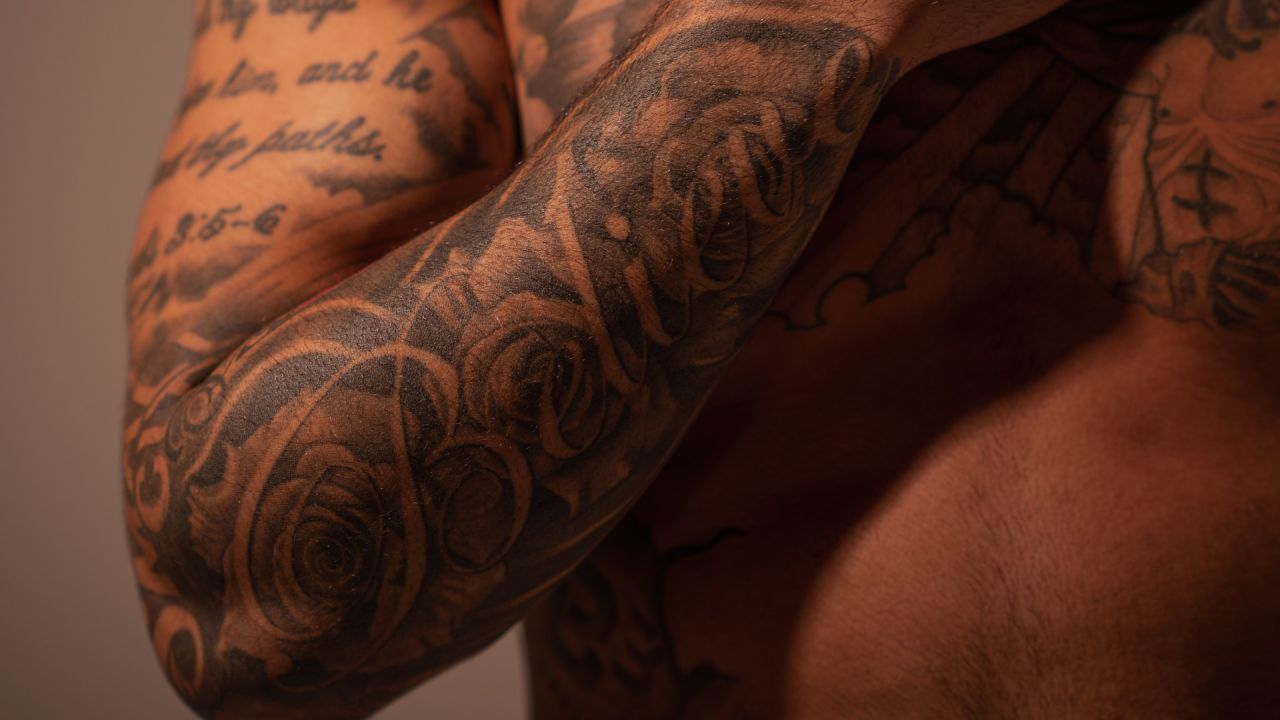 Behind the Ink: Tattoos illustrate what Jessie Bates III stands for, where he's from and those he represents