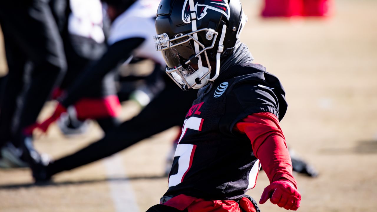 Falcons flex Delrick Abrams Jr. to active roster for Bucs game