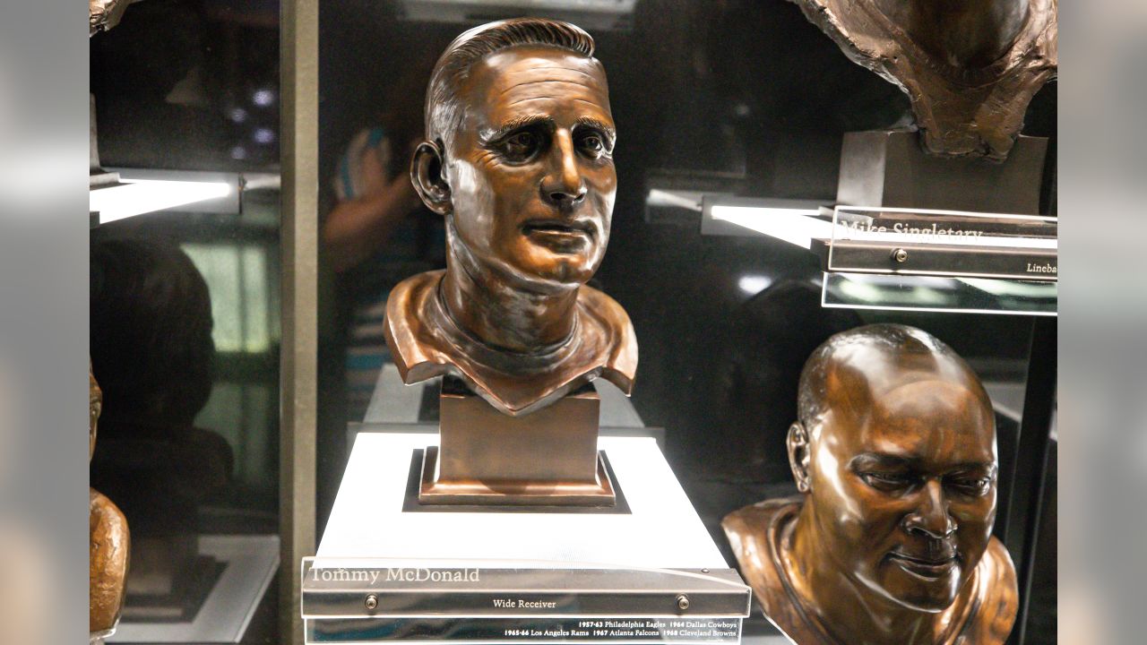 2017 Pro Football Hall of Fame Busts