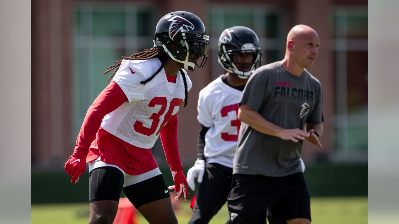 Atlanta Falcons #59 De'Vondre Campbell White Game Jersey