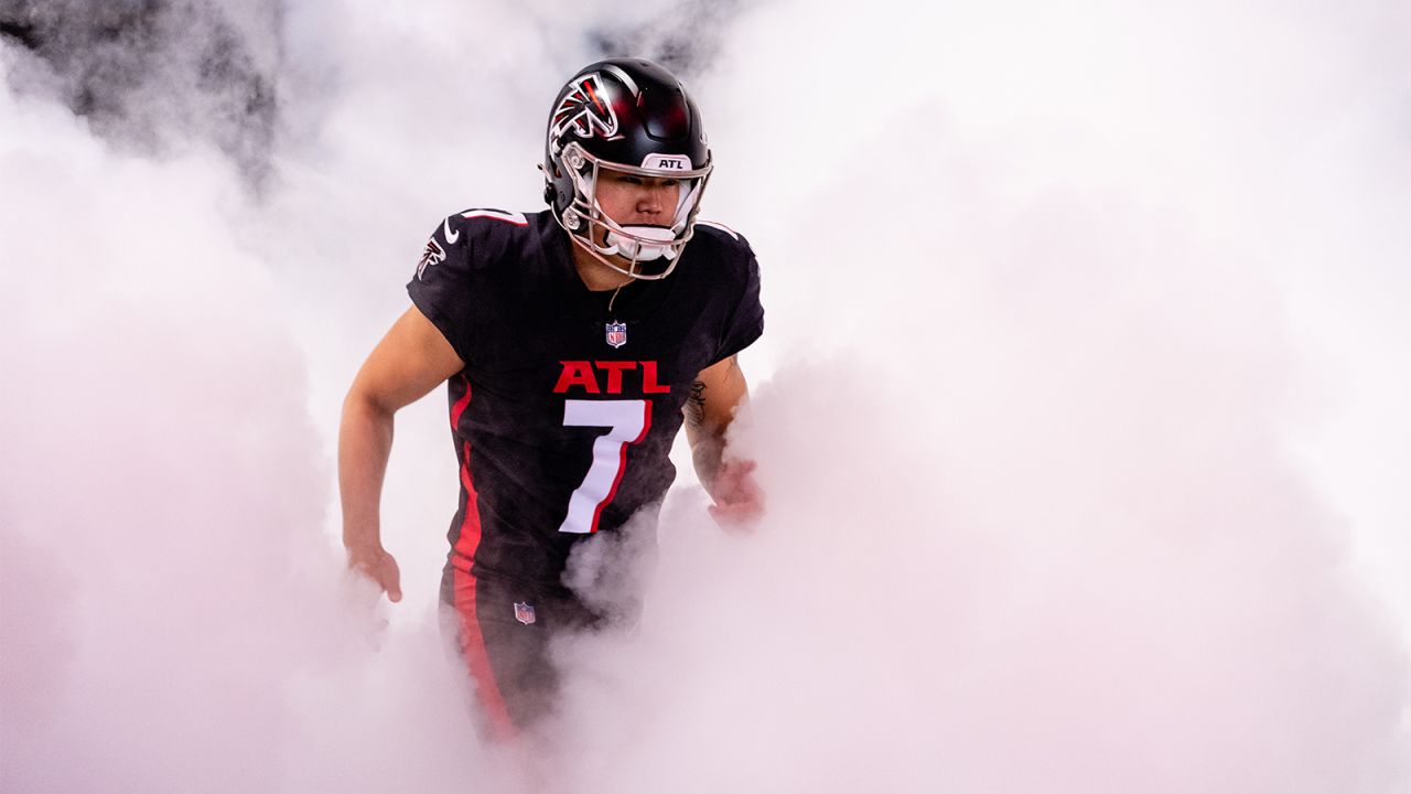 Atlanta Falcons kicker Younghoe Koo #7 looks on during pregame