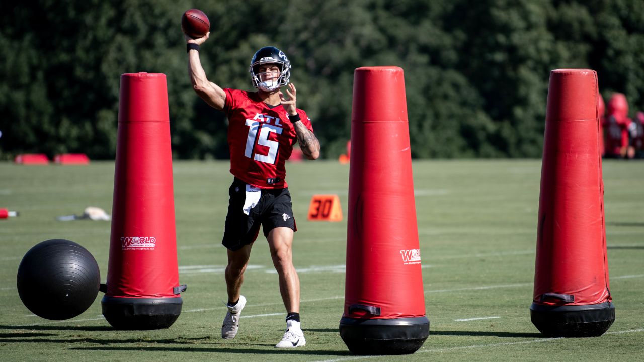 Bair Mail: On Russell Gage impact with Calvin Ridley out, Matt Ryan, Dean  Pees pressures and offensive line construction