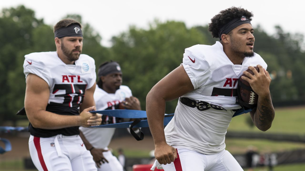 Atlanta Falcons host Salute to Service Youth Camp in Warner Robins - 41NBC  News