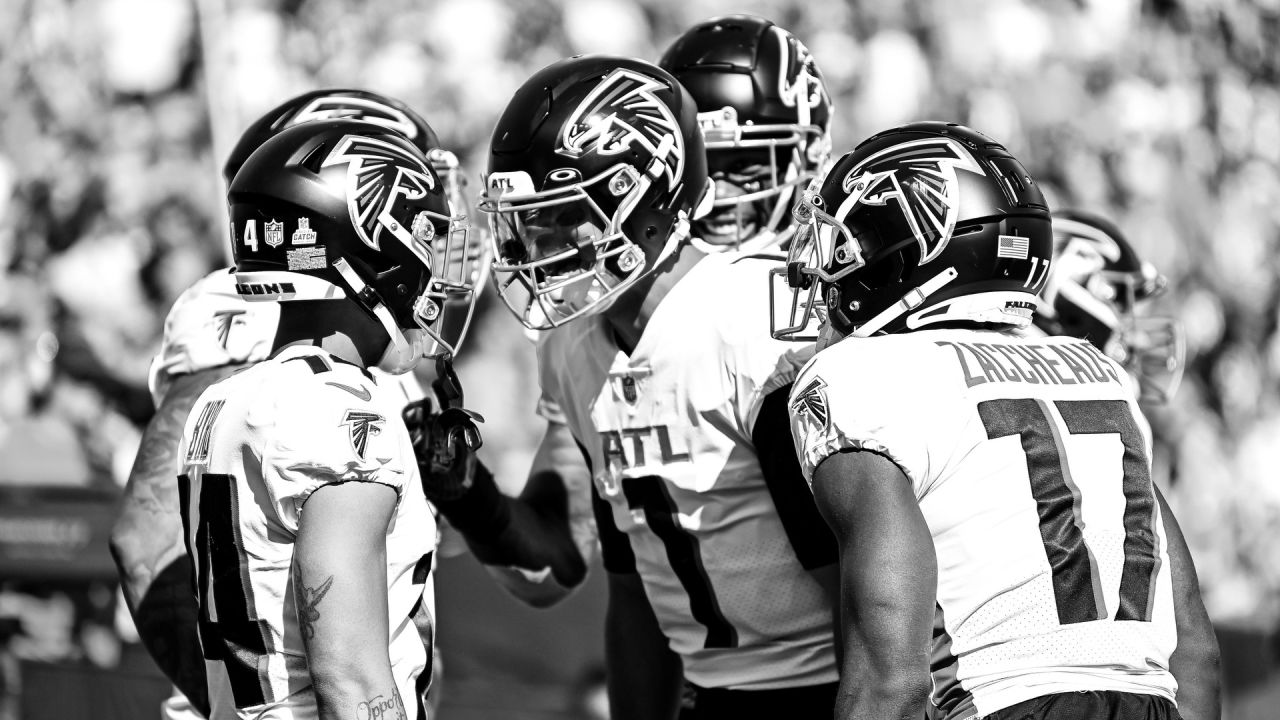 Atlanta Falcons wide receiver Damiere Byrd during warm up prior to News  Photo - Getty Images