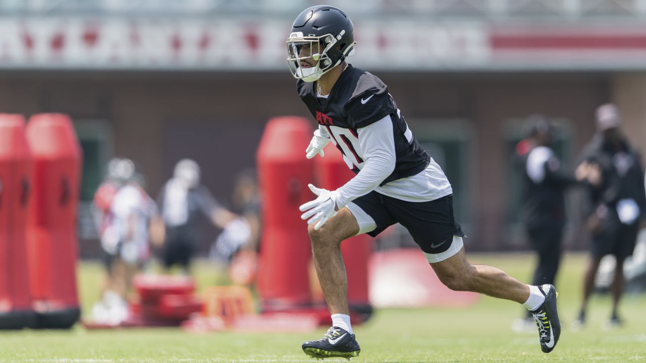 Rookies and veterans report for day 1 of Falcons training camp