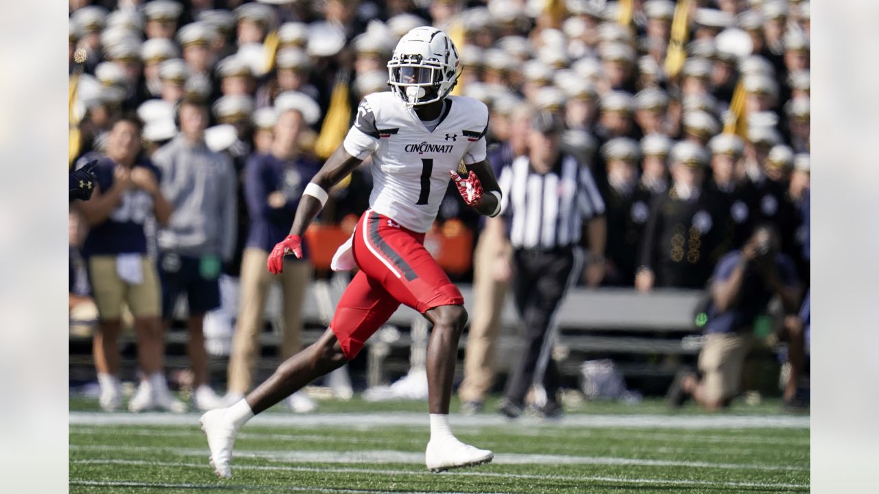 Ahmad Gardner Cornerback Cincinnati  NFL Draft Profile & Scouting Report