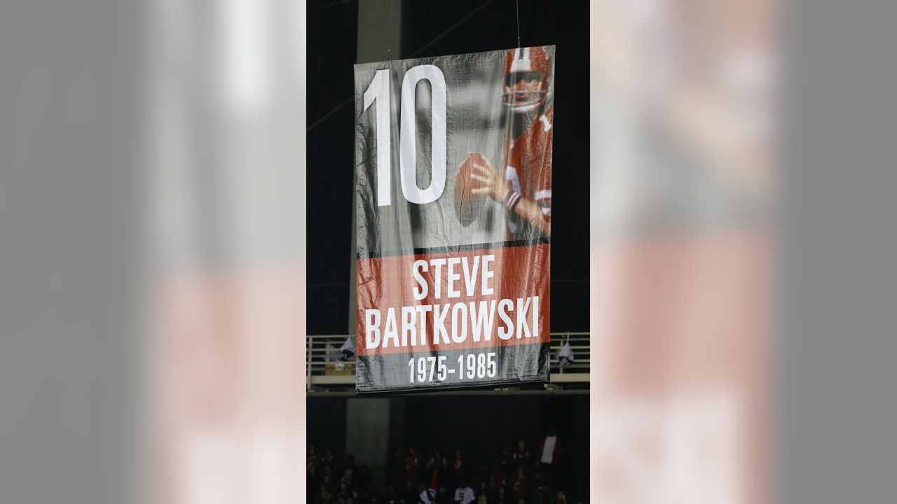 ATL Draft History  Steve Bartkowski Drafted No. 1 Overall