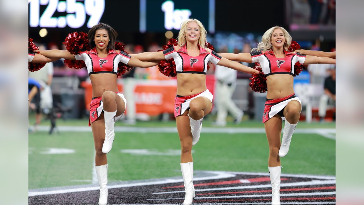 Atlanta Falcons Cheerleaders Gameday – Atlanta Falcons vs. Carolina Panthers